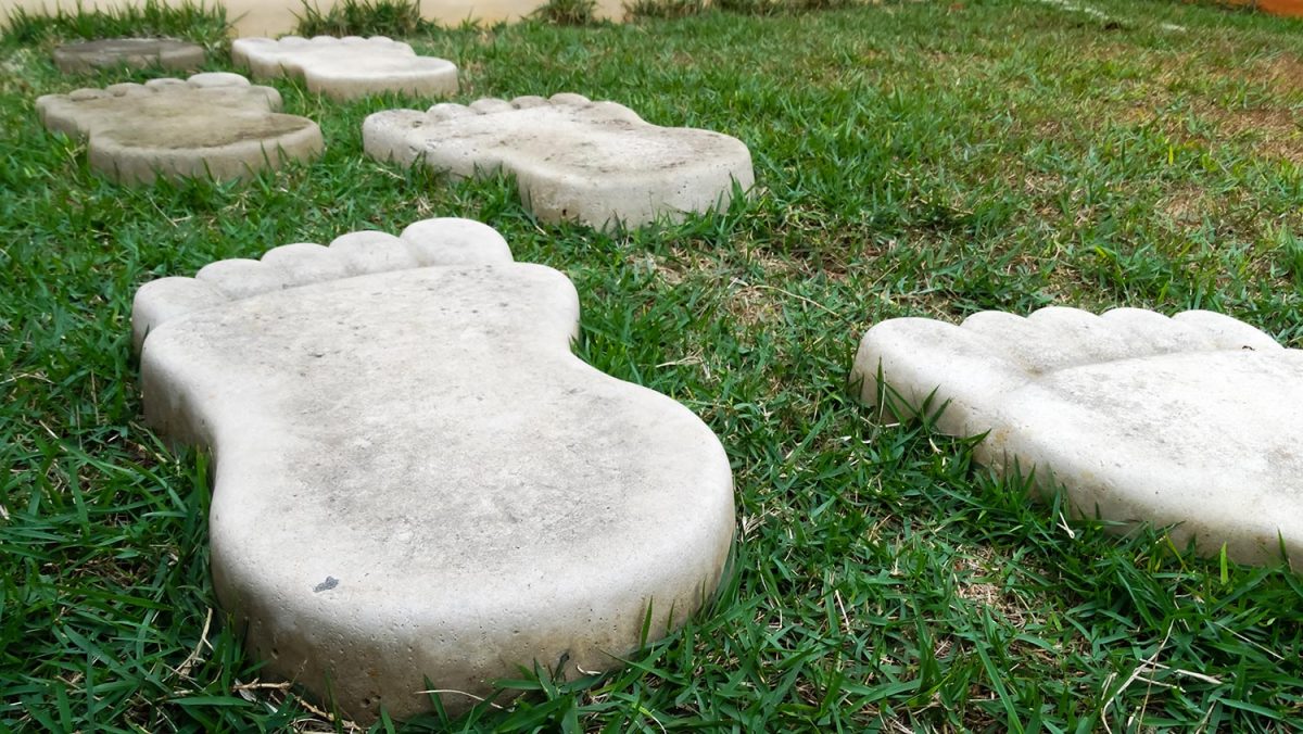 Garden footprints stepping stone