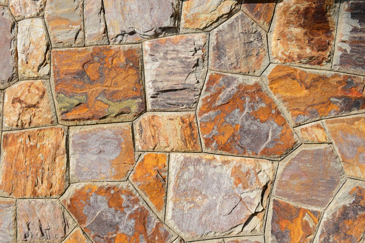 Gorgeous bricks flagstone pavers for pathwalk and driveway